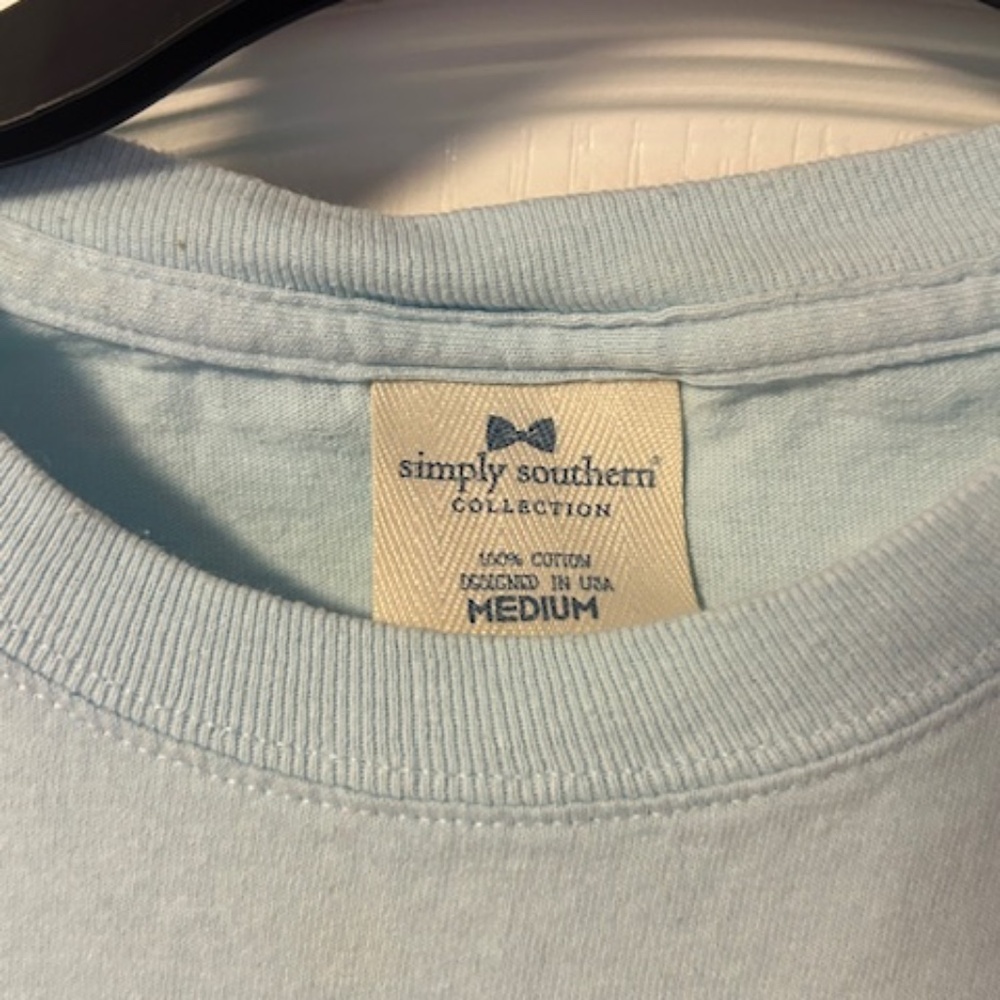 Simply Southern T-shirt - Size M - Picture 5 of 6